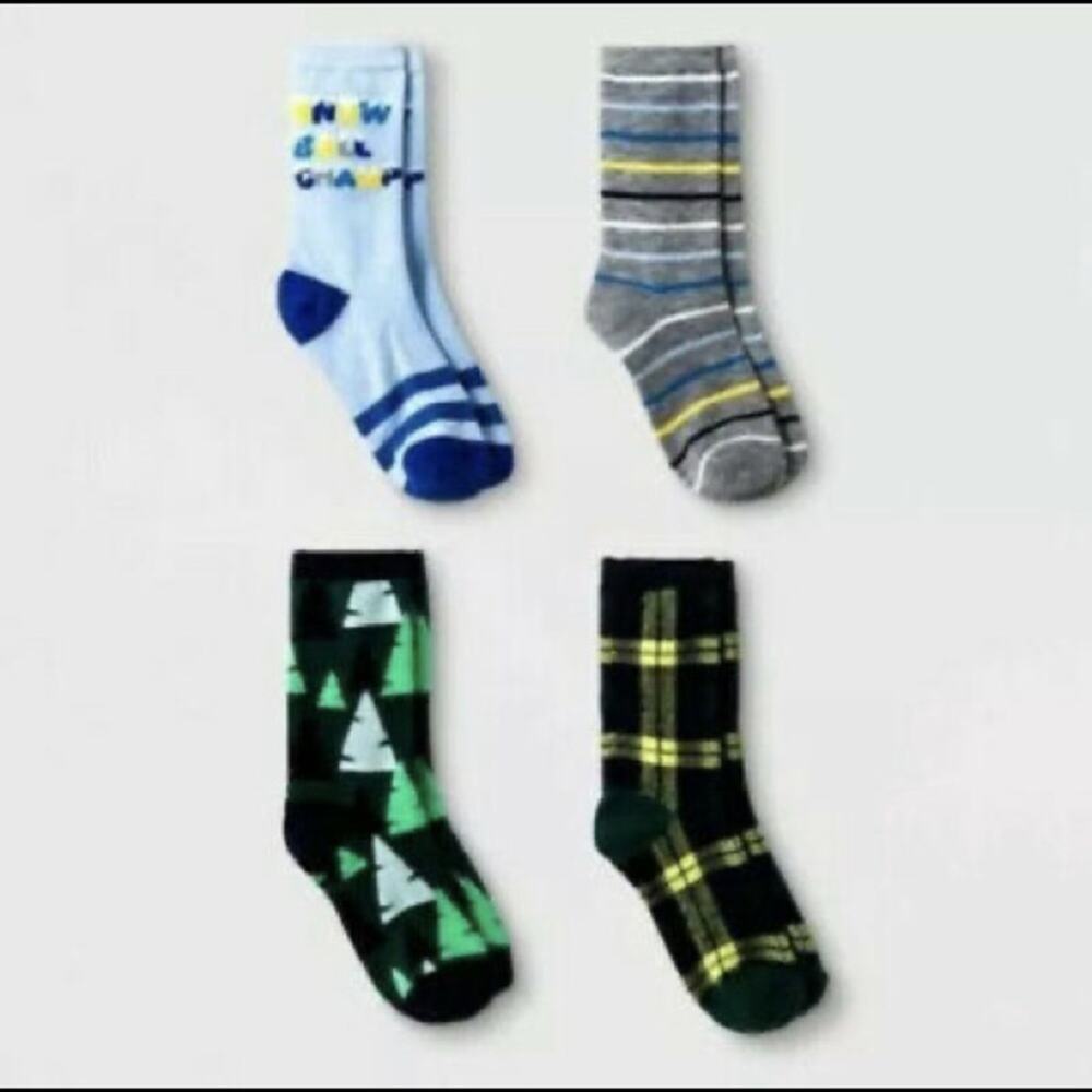 CAT & JACK • 4-Pack Holiday Christmas Crew Socks
